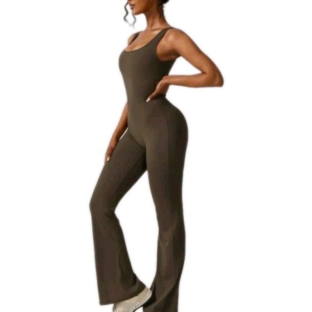 Evellyhootd Ariana One Piece Scrunch Butt Jumpsuit Medium Mocha Brown Flare Leg - Picture 7 of 9